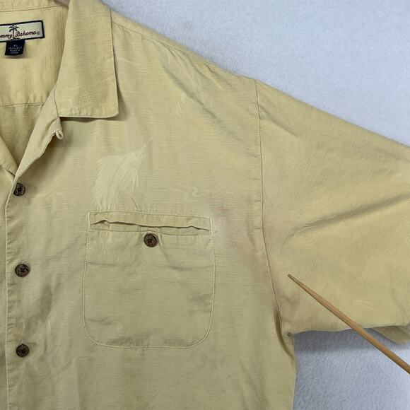 TOMMY BAHAMA Shirts Mens XL Silk Fish Jacquard Button Up Short Sleeve Yellow - Picture 9 of 14